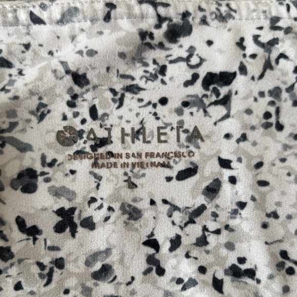 Athleta Grey and White Patterned Leggings - Picture 2 of 2
